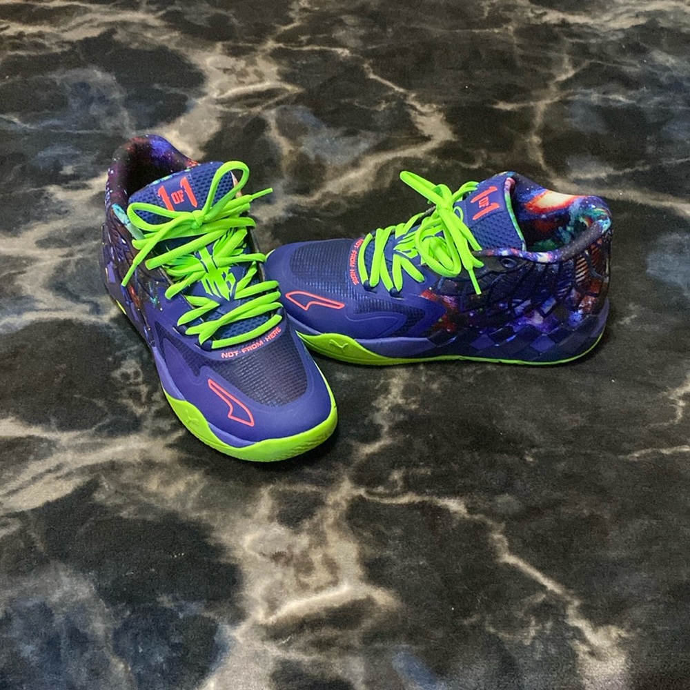 PUMA MB.01 GALAXY LAMELO BALL SHOES